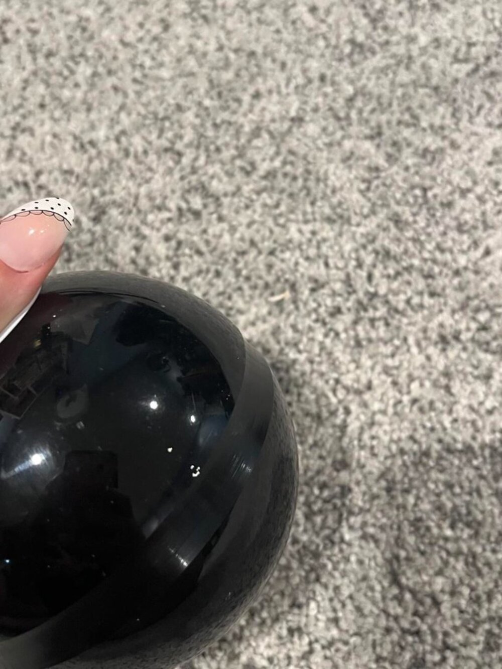 Magic 8 Ball - Picture 5 of 7